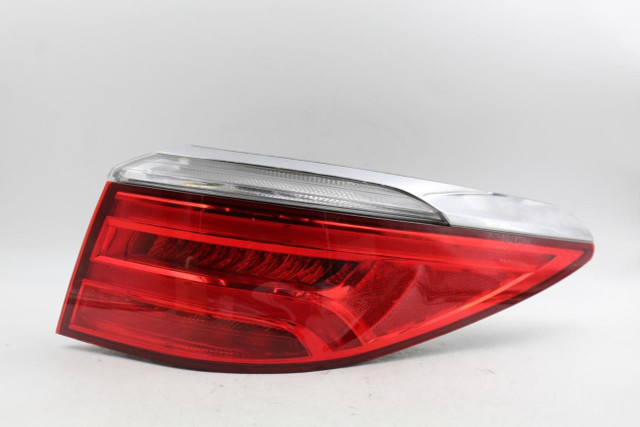 Right Passenger Tail Light Quarter Panel Mounted LED 2016-17 KIA K900 OEM #34289 92402-3T5 high resolution2