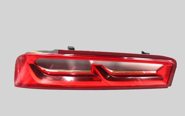 Left Driver Tail Light Quarter Mounted Fits 2016-2018 CHEVROLET CAMARO OEM 45633 84136772