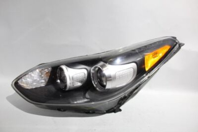 Left Driver Headlight AWD Halogen Fits 2017-2022 KIA SPORTAGE OEM #33262 92101-D9140
