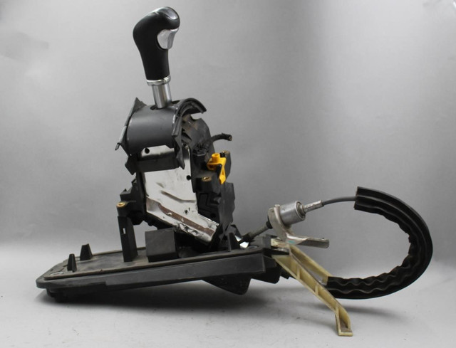 2011-2018 Porsche Cayenne 958 Floor Shifter Gear Selector 7P5713025AB OEM 45760 7P5713025S