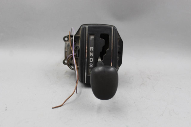 1981 MERCEDES-BENZ 380SE Automatic Transmission Shifter OEM #45743