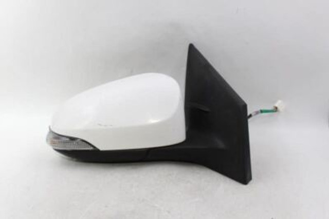 Right Passenger Side White Door Mirror Power Fits 14-19 TOYOTA COROLLA OEM 29963 8791002G10C0
