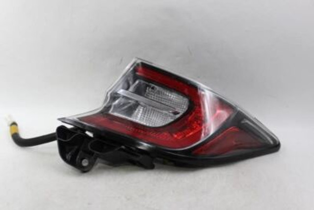 Right Passenger Tail Light Quarter Panel Mounted 2019 TOYOTA COROLLA OEM #29873 8155112D30