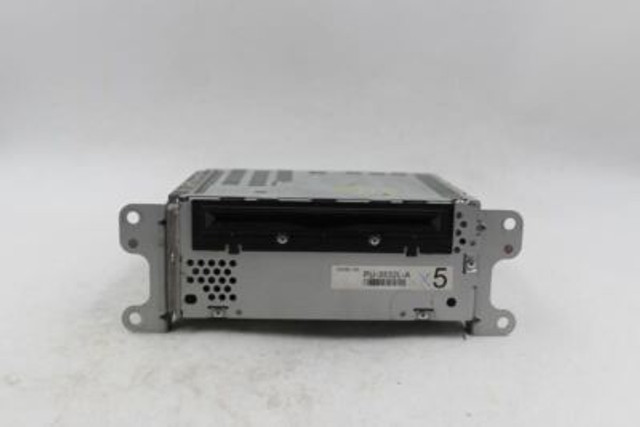 Audio Equipment Radio Receiver AM-FM-CD-MP3 Fits 13 EXPLORER 30550 DB5T-19C107-BC