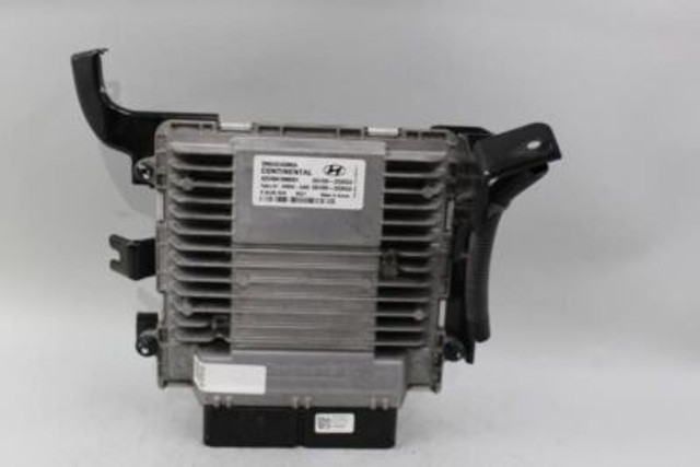 Engine ECU ECM Electronic Control Module 2013-2016 HYUNDAI SANTA FE OEM #30838 39100-2GAG4