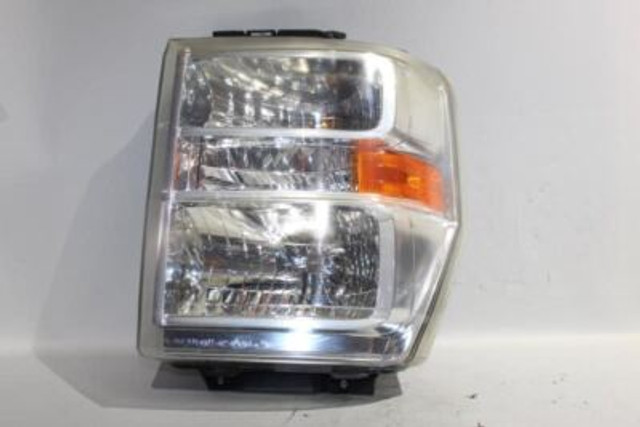2008-2016 Ford E450SD Left Driver Side Halogen Headlight OEM #29238