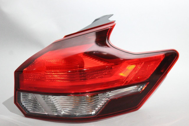 Right Passenger Tail Light Quarter Mounted Fits 2018-2020 NISSAN KICKS OEM 46710 265505RL0A, 265505RL0A