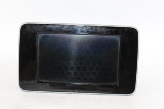 Info-GPS-TV Screen Display Fits 2016 MERCEDES C300 OEM #26013 A2059004113, A2059026902