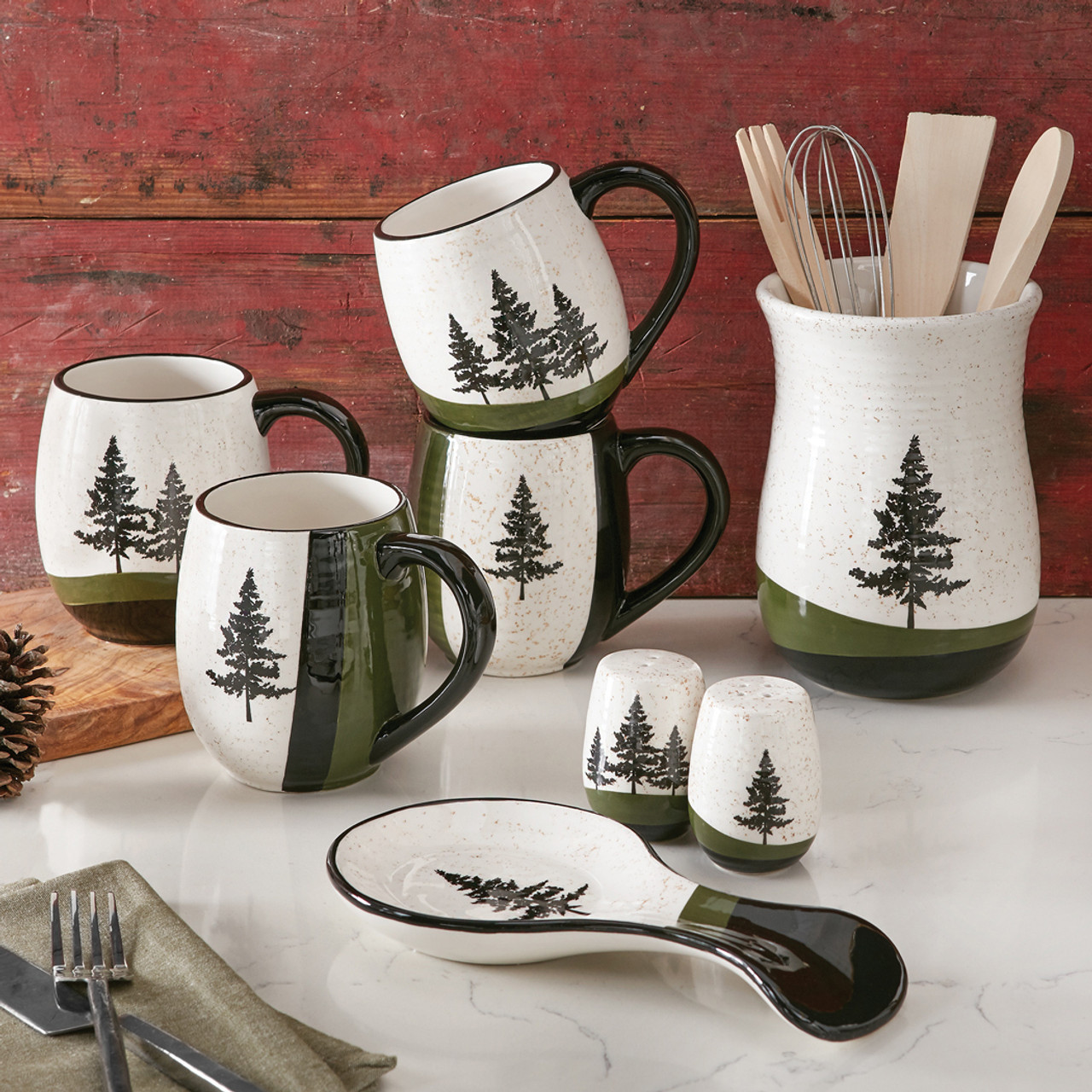 Pine Ridge Kitchen Accessories