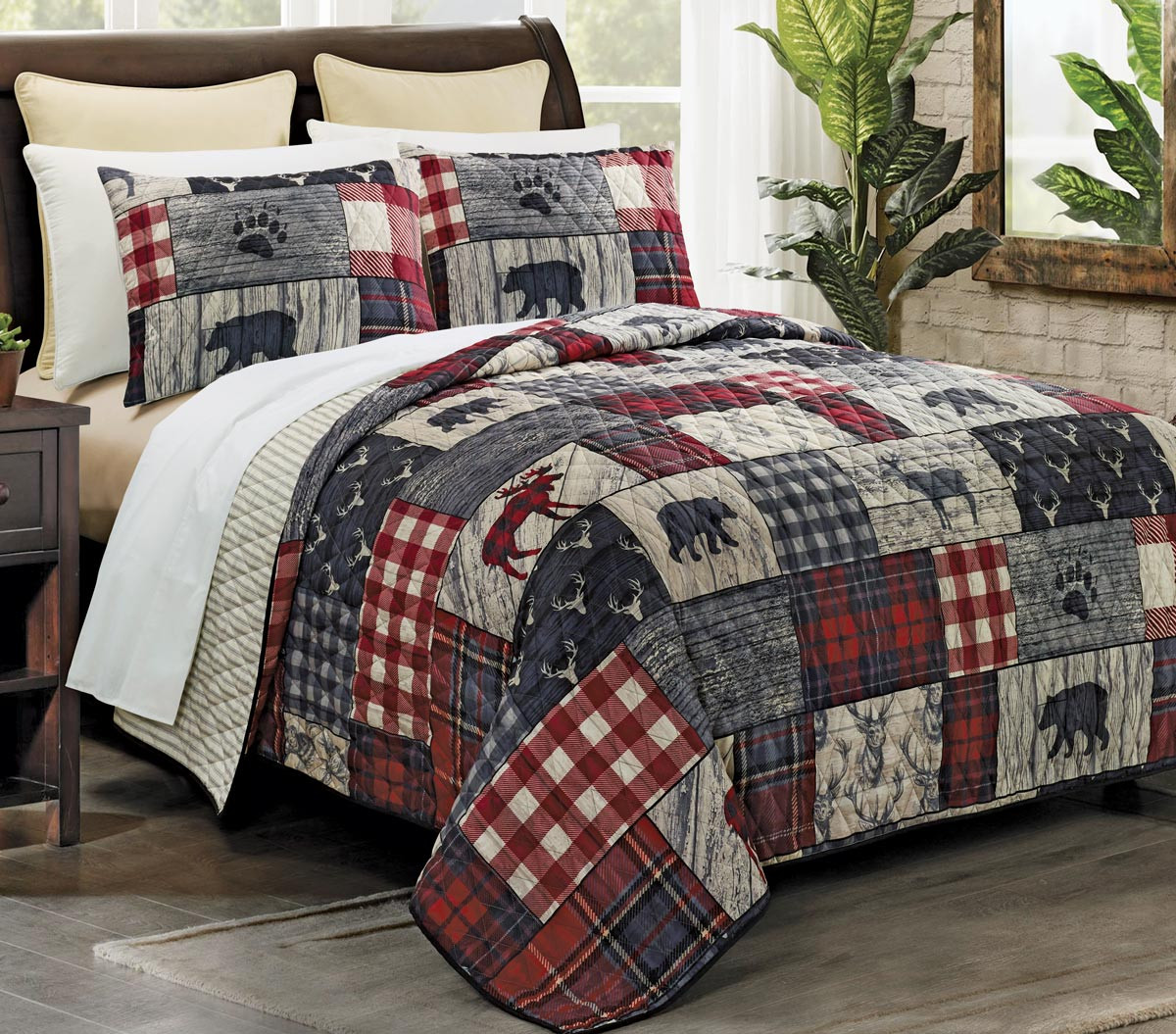 Wildlife Timber & Plaid Quilt Set King Black Forest Decor
