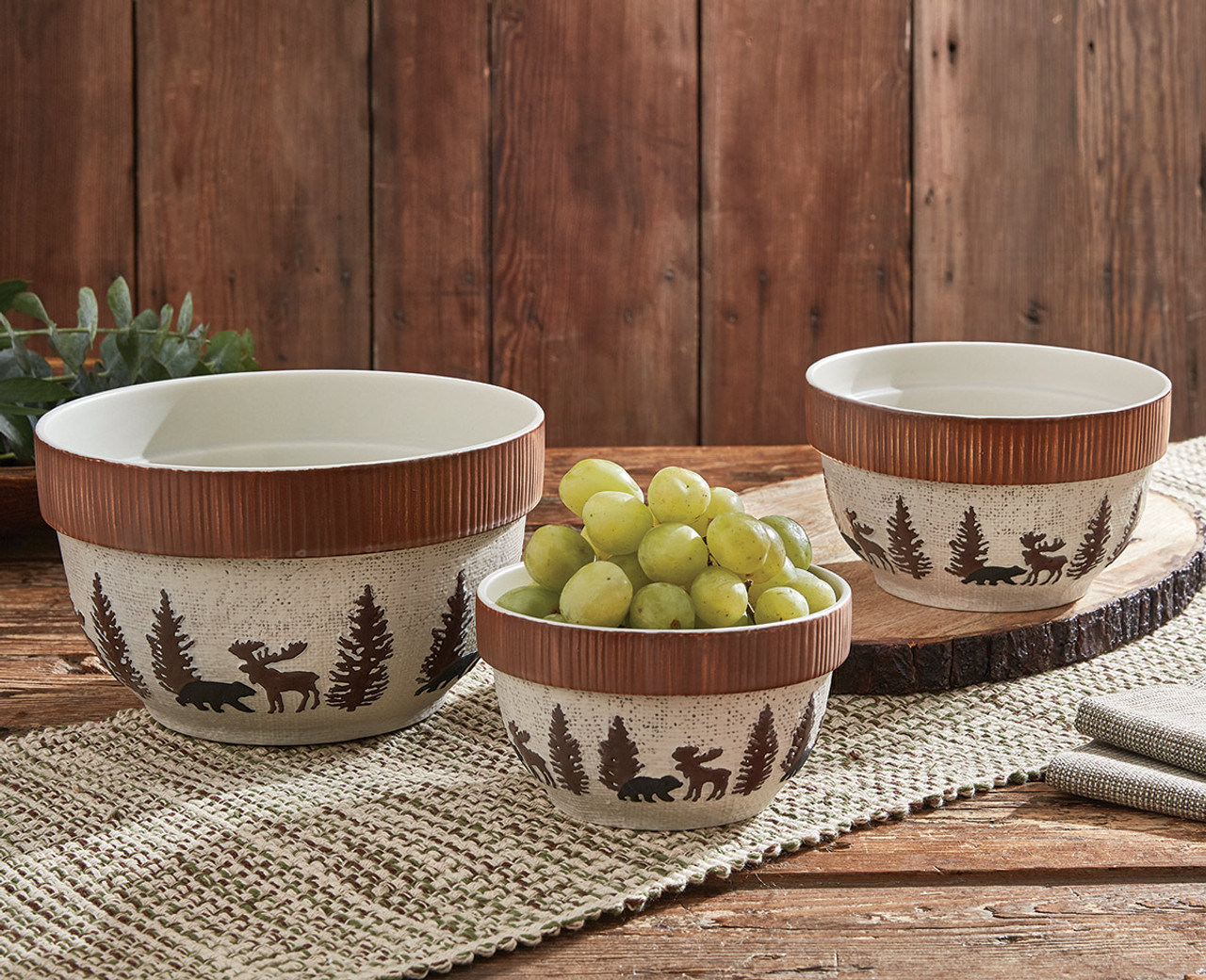 Bear & Moose Stoneware Mixing Bowl Set - 3 Pcs - Small: 7Dia x 3A 1/2 H; Medium: 8A 1/4 Dia, Black Forest Decor