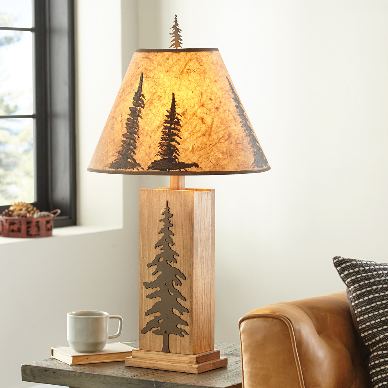 Pine Ridge Table Lamp | Black Forest Decor