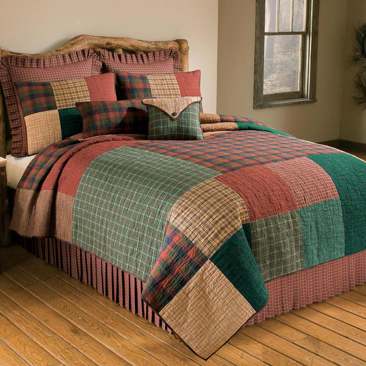 Rustic Bedding: Twin Size Cabin Plaid Quilt | Black Forest Decor