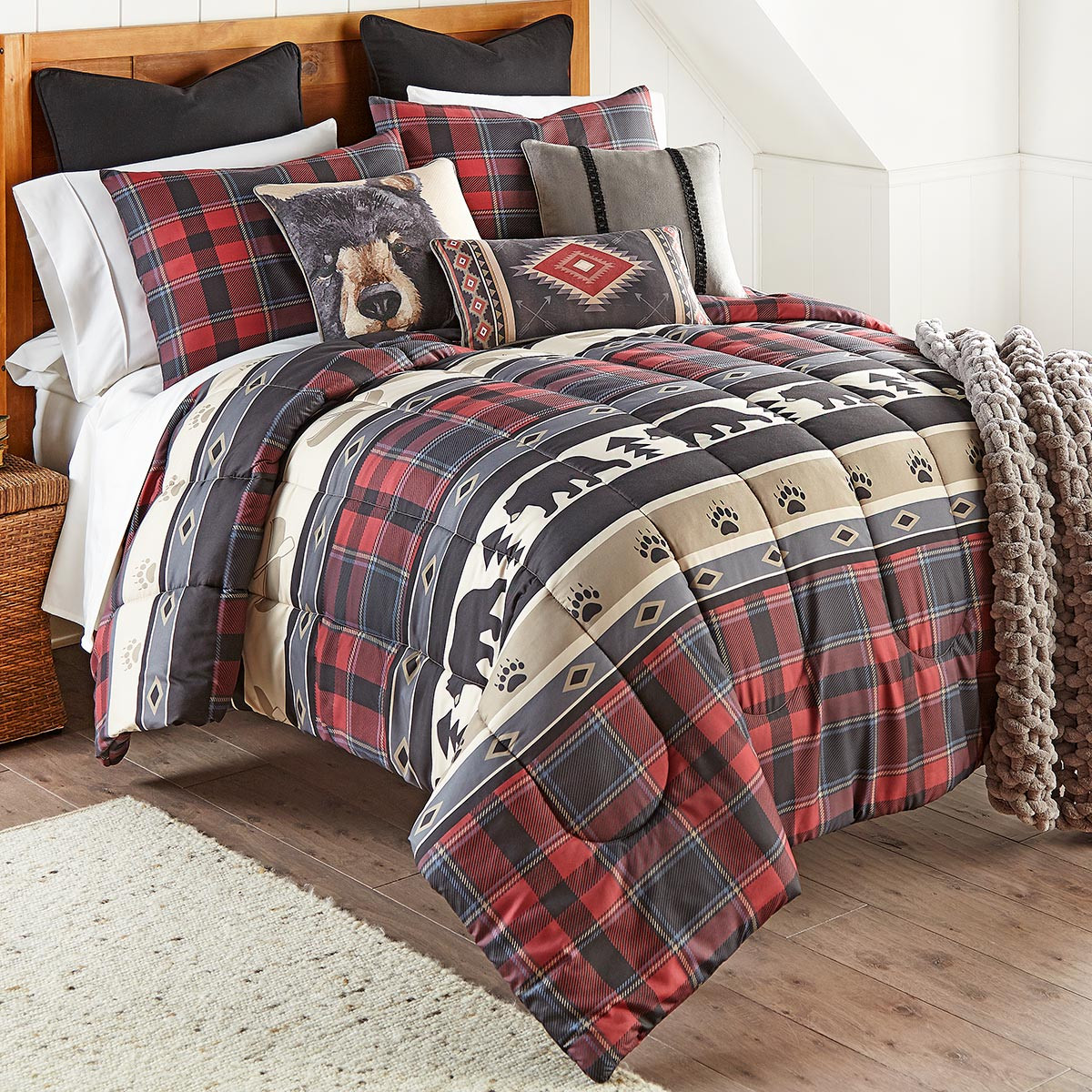 Black Bear Ridge Plaid Quilt Bed Set King Black Forest Decor
