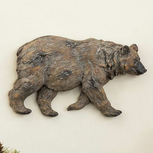 Wood & Sculpture Wall Hangings