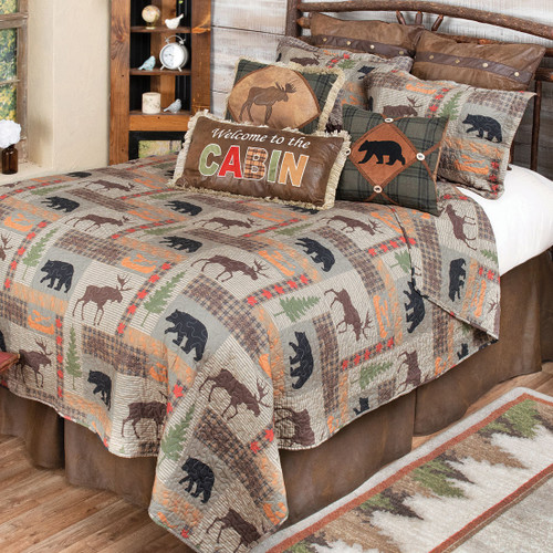 Woodland Collage Quilt Bed Set - Queen - OVERSTOCK