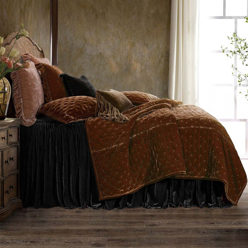 Midnight Velvet Bedding Collection