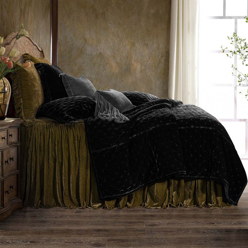 Leafy Green Velvet Bed Set - King - OUT OF STOCK UNTIL 05/22/2024