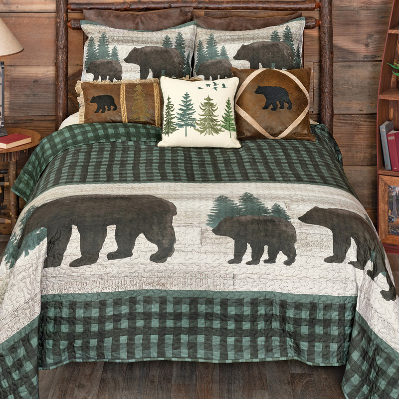 Bear Country Plaid Quilt Bed Set - Queen
