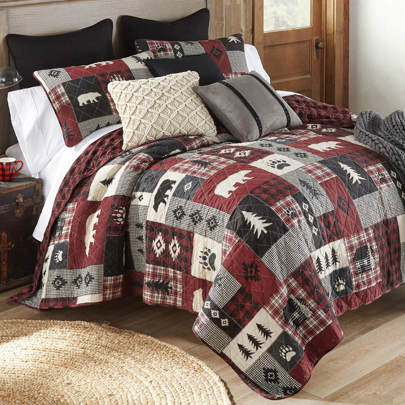 Bear Lodge Collage Quilt Bed Set - Twin