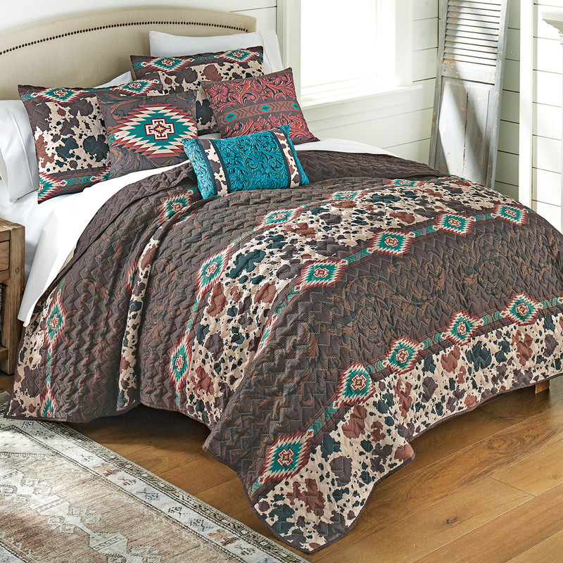 Santa Fe Diamonds & Cowhide Quilt Bed Set - Queen