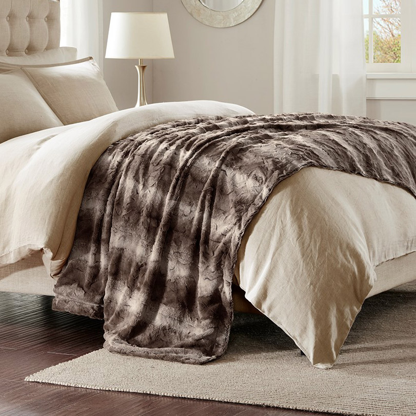 Mink 2025 bed runner