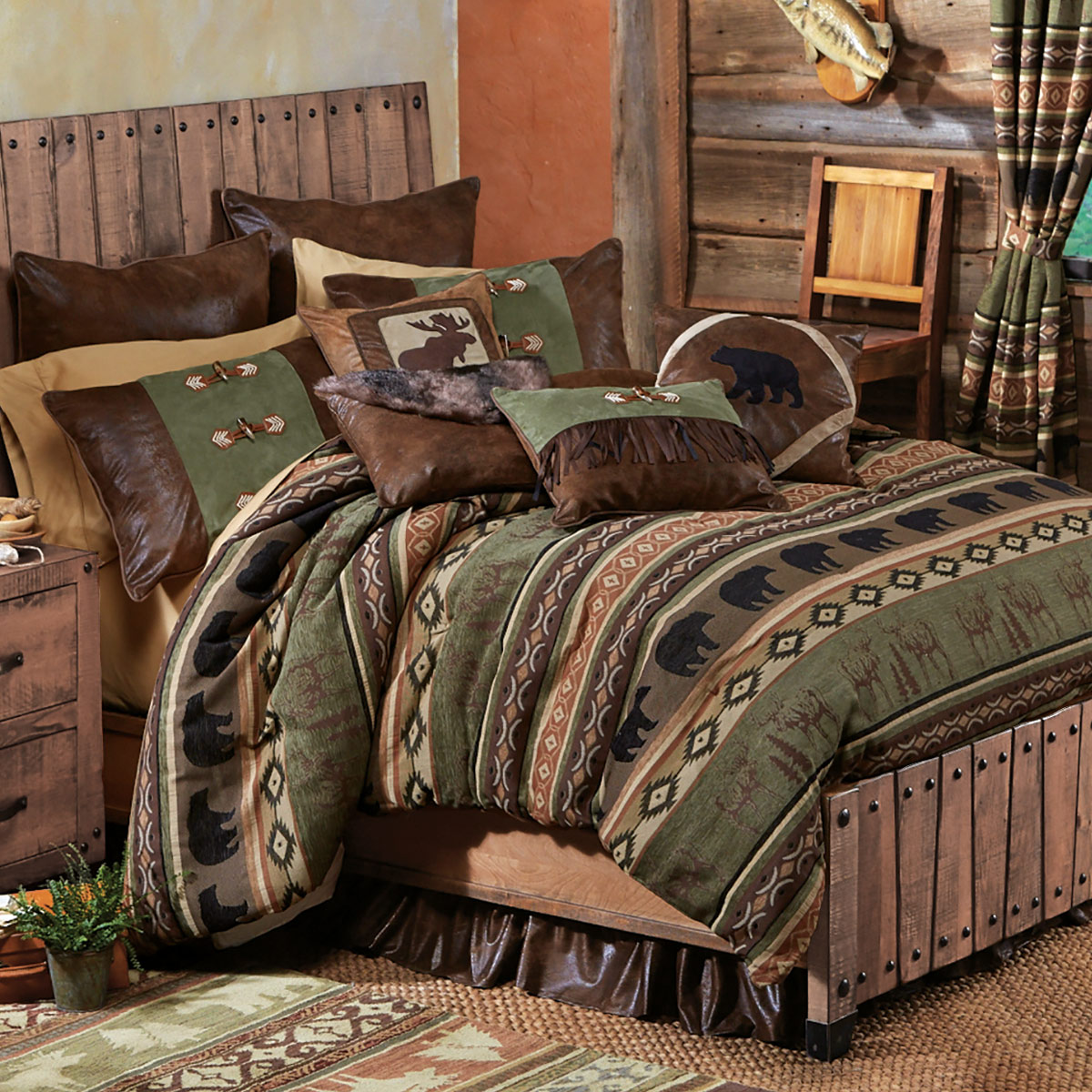 Timber Woods Moose & Bear Bed Set - Queen - Faux Leather, Black Forest Decor