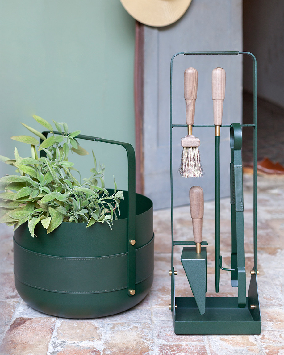 Emma Fireplace Tool Set with Brass Details - Thumbnail 3