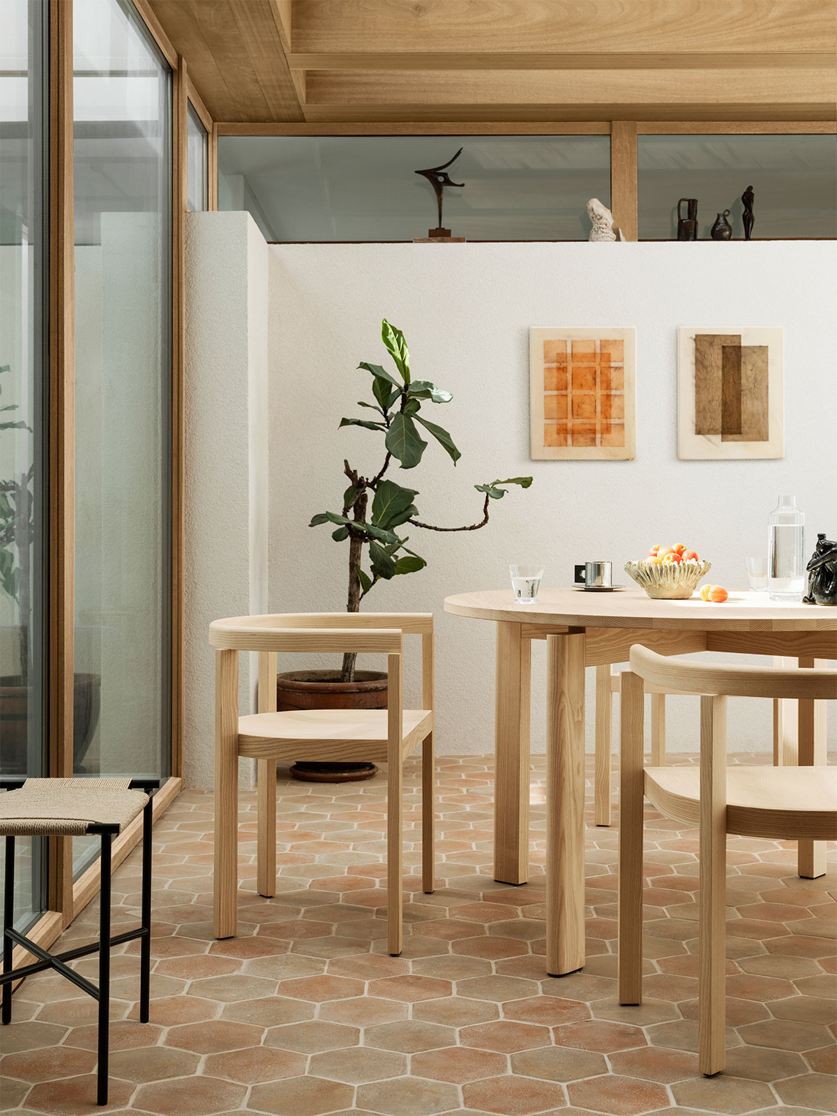 Vent Stool by Fritz Hansen - lifestyle view 1