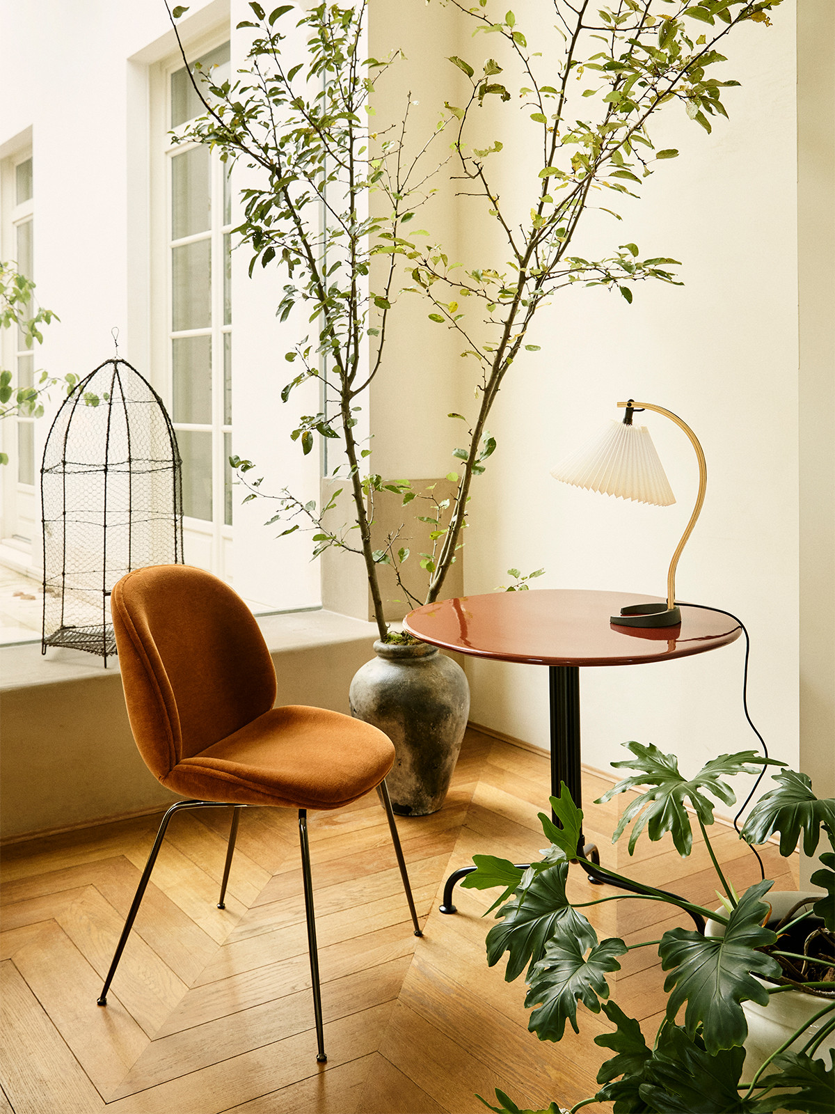 Beetle Upholstered Dining Chair by Gubi - lifestyle view 1