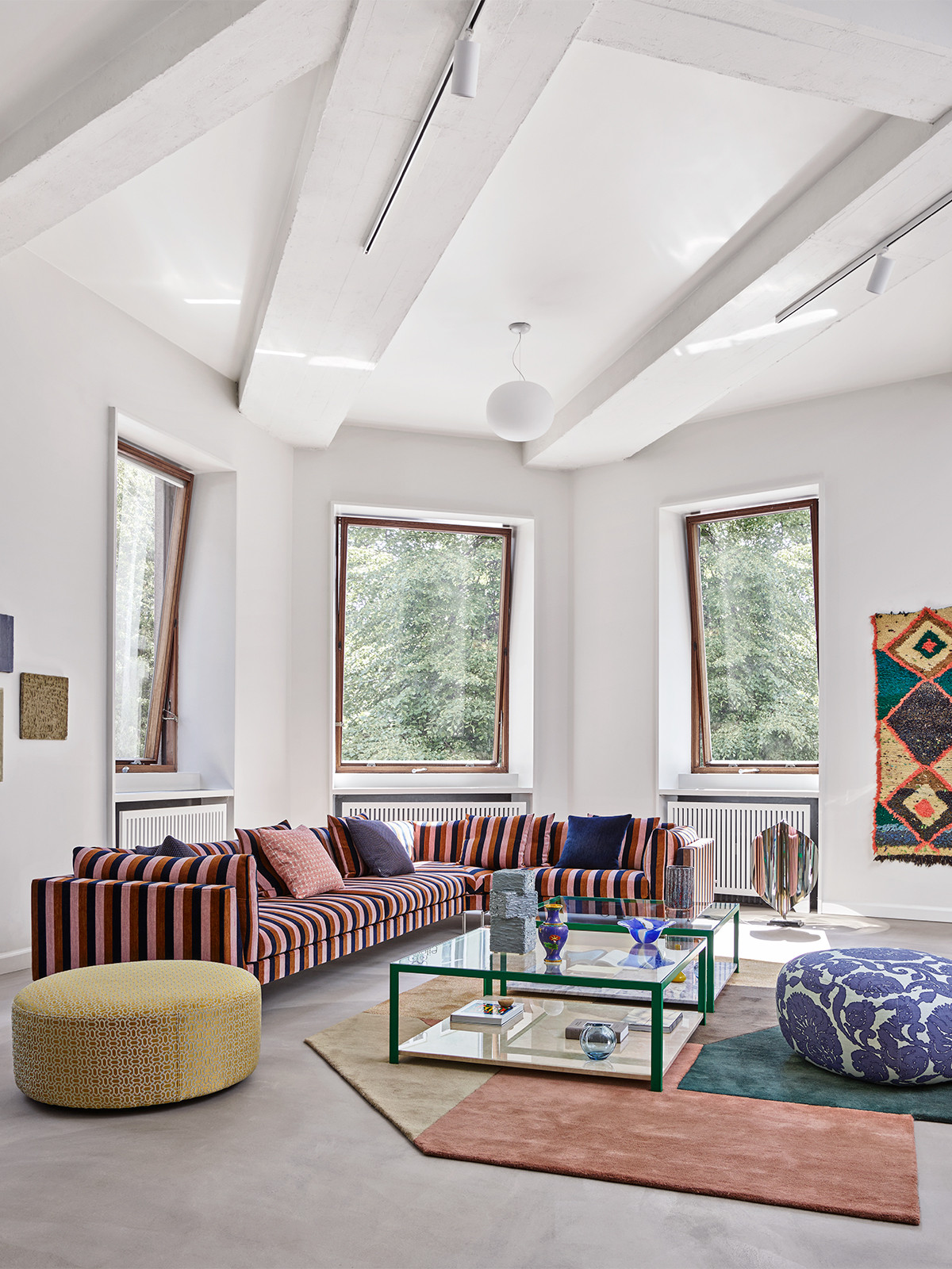 Float High Sofa by Eilersen - lifestyle view 1