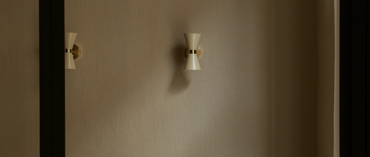 Collector Wall Lamp - Thumbnail 2