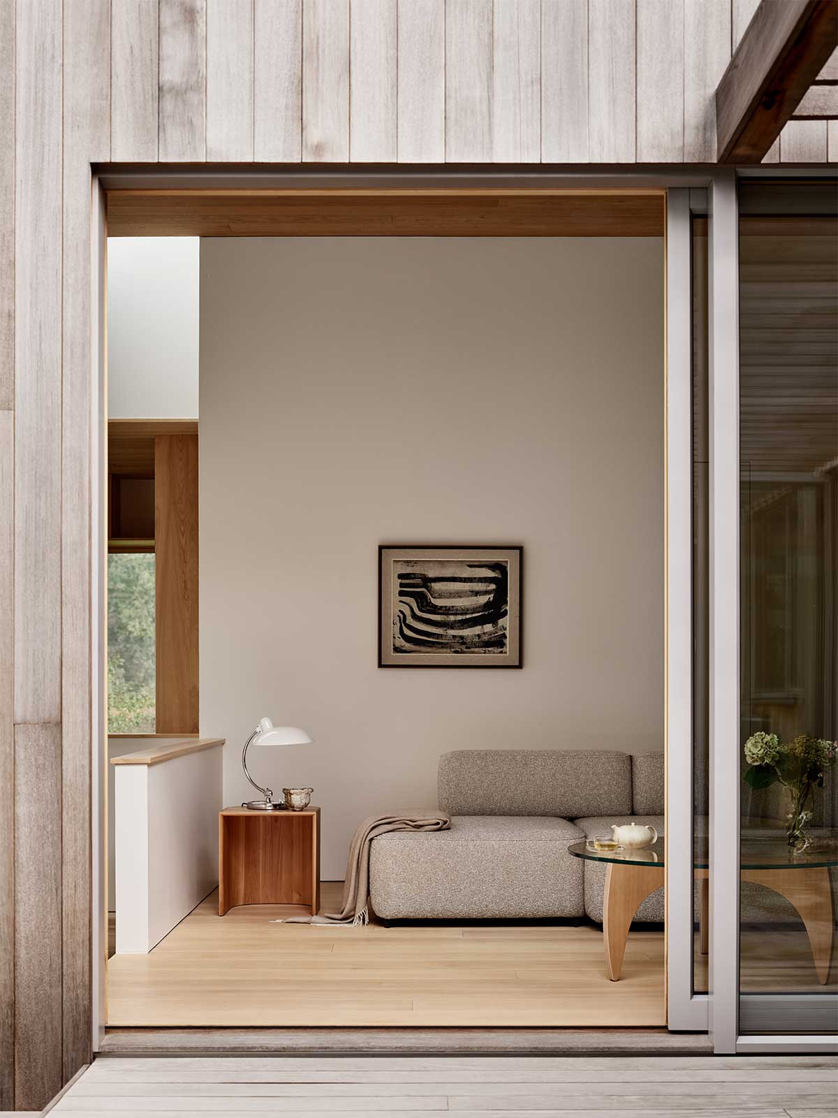 PK60™ Coffee Table by Fritz Hansen - lifestyle view 1