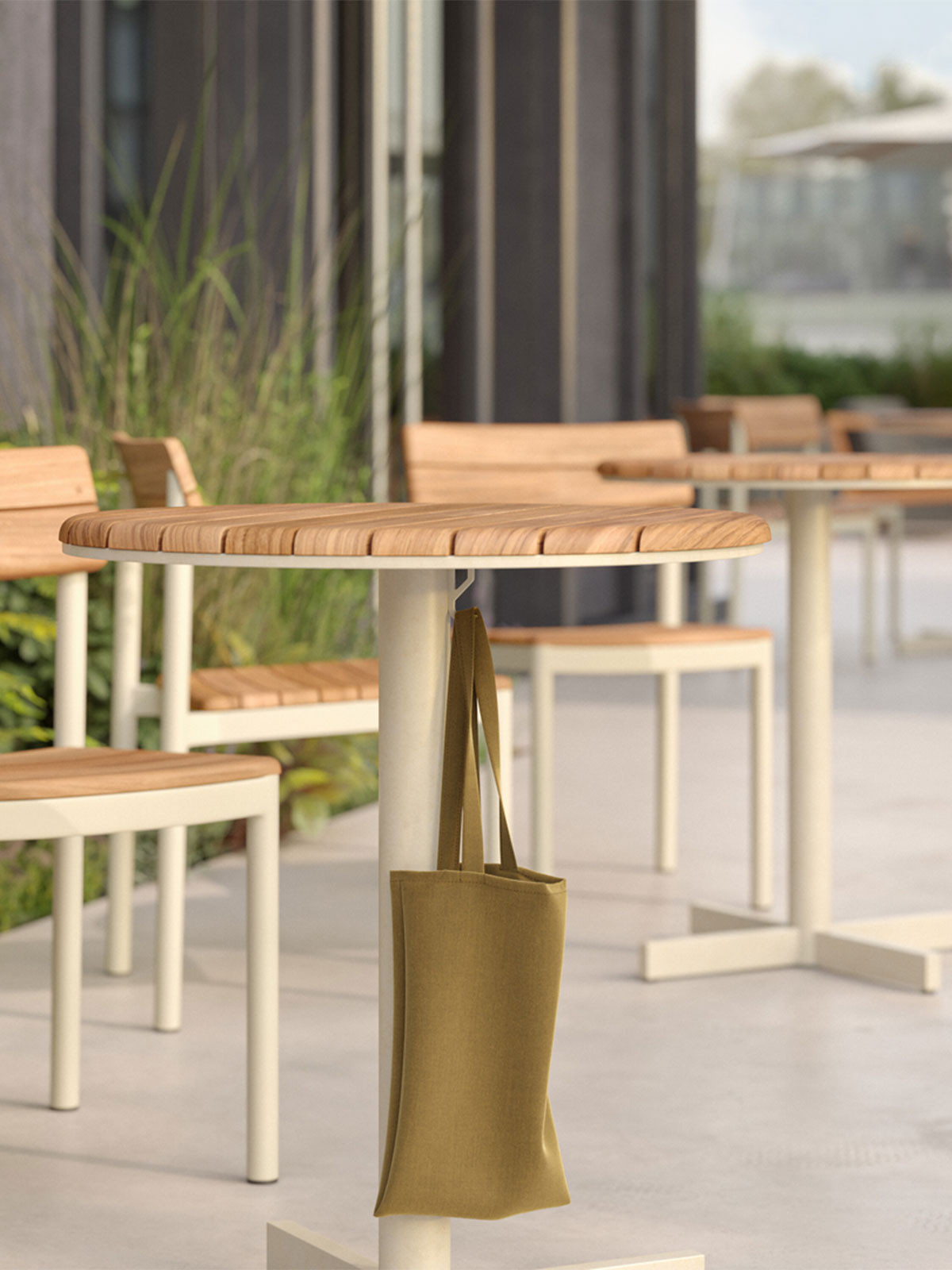 Pelagus Café Table by Fritz Hansen - lifestyle view 1