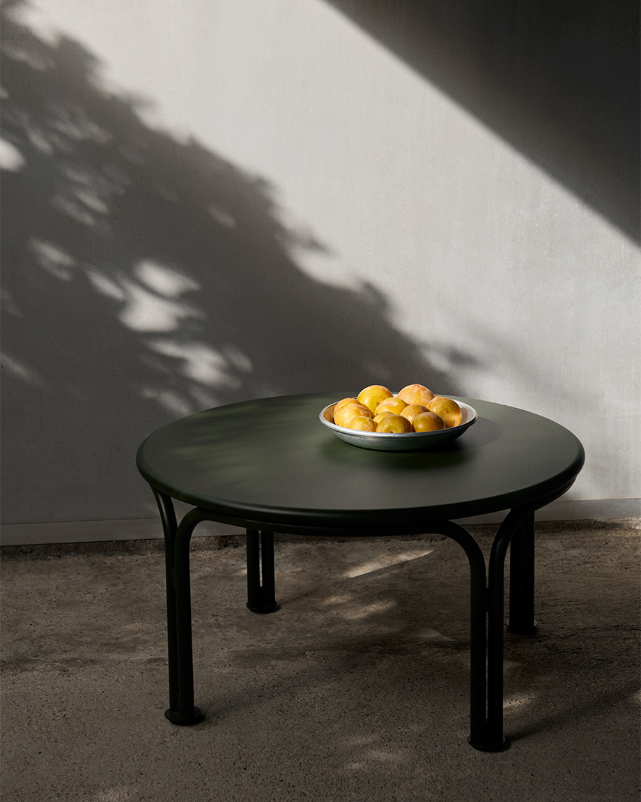 SC108 Thorvald Coffee Table by &Tradition - lifestyle view 2