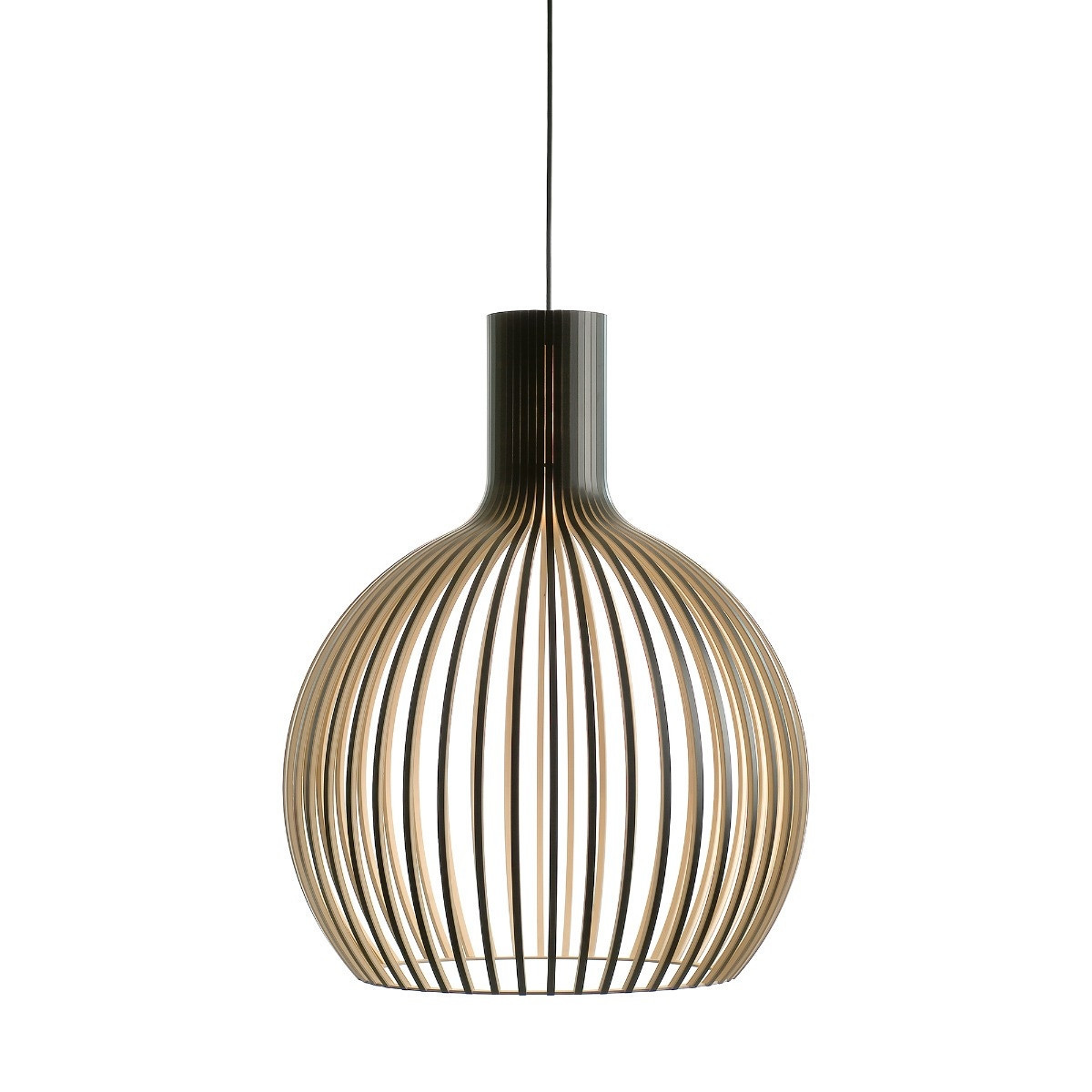 Secto セクト　ペンダントライト　Octo 4240 Octo 4240 Pendant Light by Secto Design - Elegant Scandinavian
