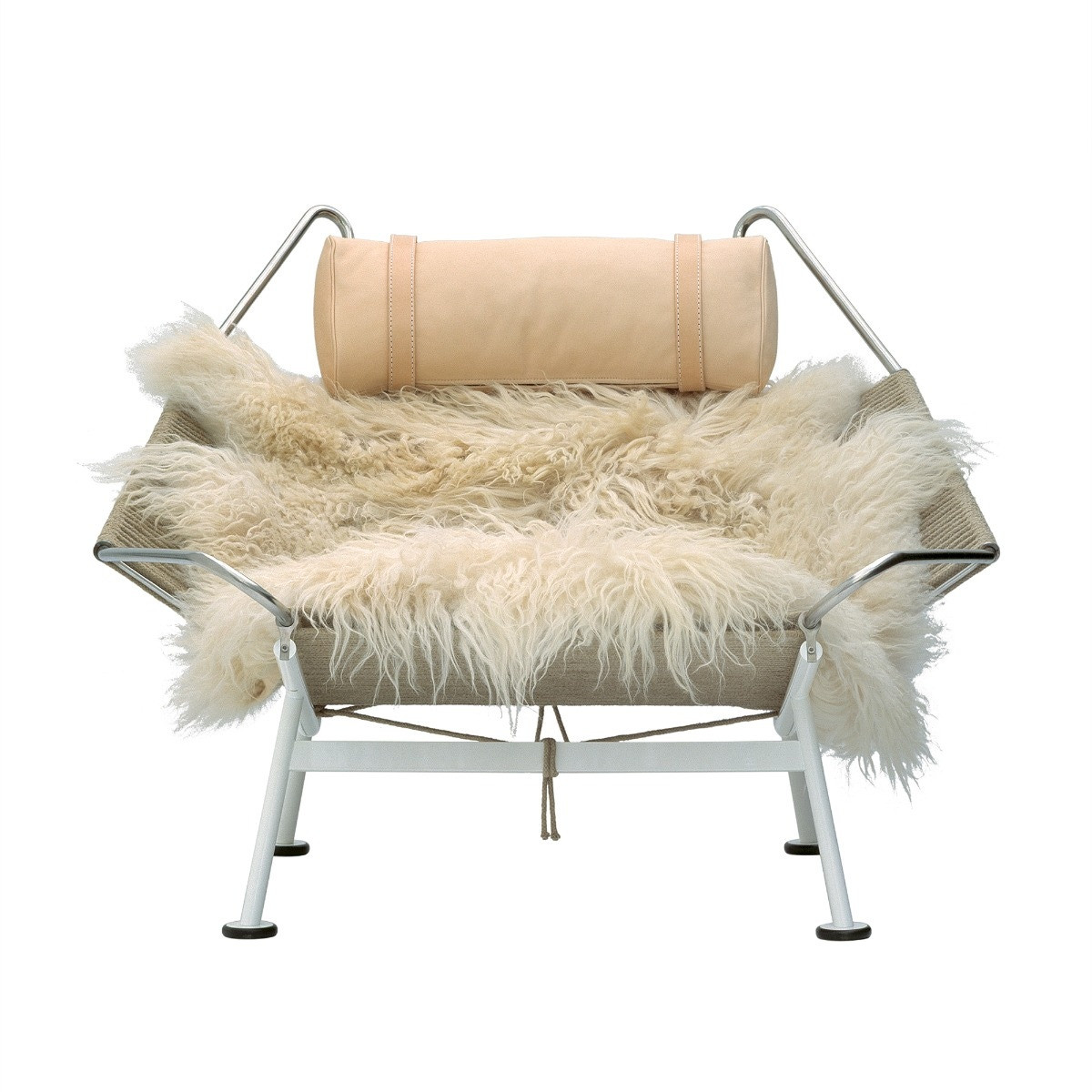 Buy Flag Halyard Chair by Hans J. Wegner | Luxurious Design