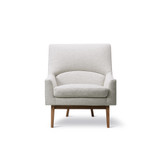 Risom A-Chair by Fredericia - front view