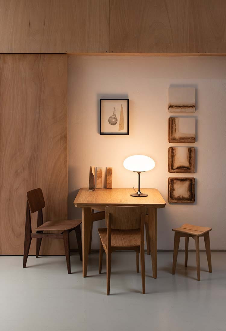 B-Table Extendable Dining Table by Gubi - Stylish & Space-Saving Design