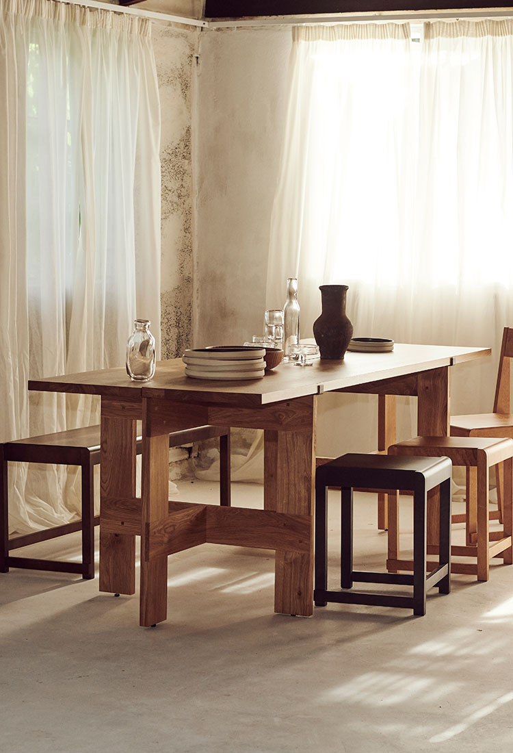 Farmhouse Rectangular Dining Table | Rustic Oak Design by FRAMA