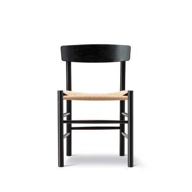 J39 Mogensen Chair by Fredericia – front view