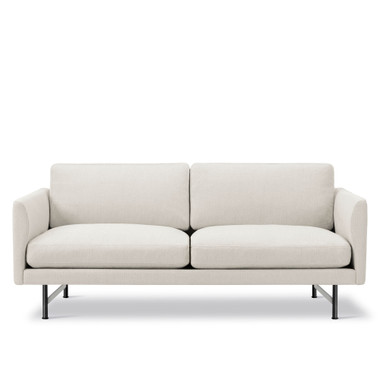 Calmo Sofa by Fredericia – front view