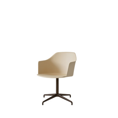 HW38 Rely Swivel Armchair by &Tradition – front view
