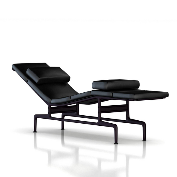 Eames® Chaise