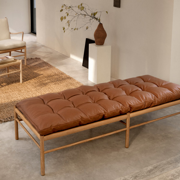 OW150 Daybed by Ole Wanscher | Elegant & Functional Danish Modern