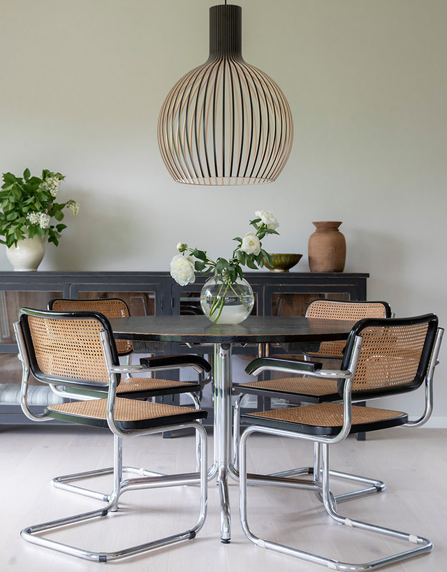 Octo 4240 Pendant Light by Secto Design - Elegant Scandinavian