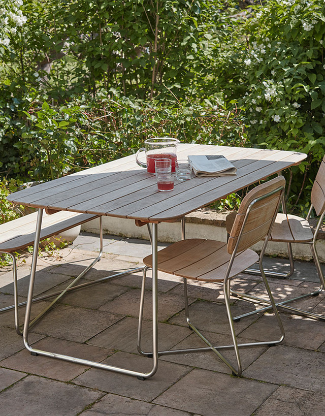 Lilium Dining Table by Fritz Hansen - lifestyle view 2