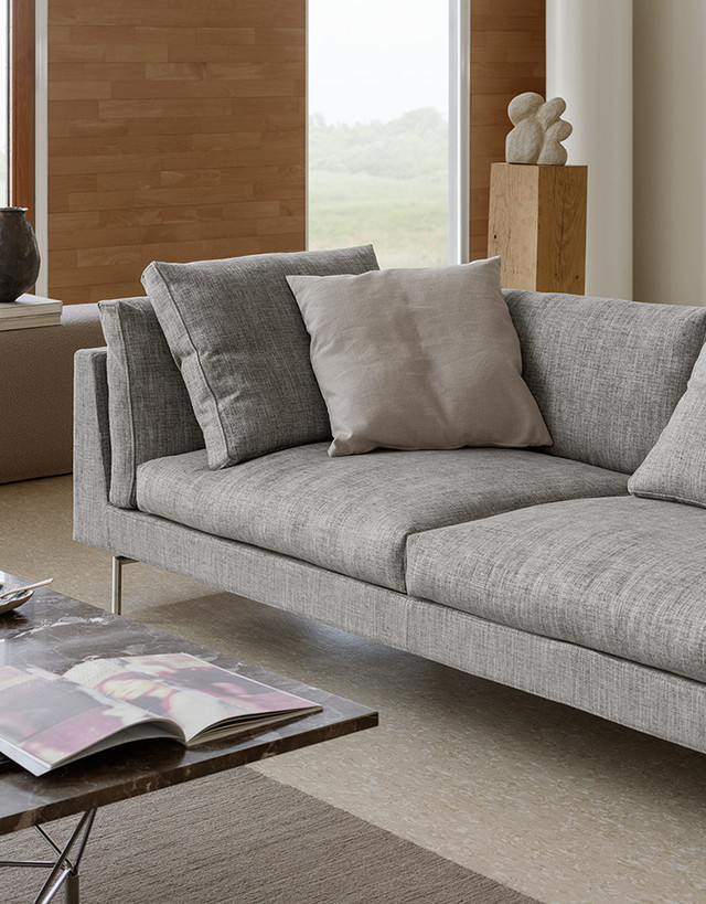 Float High Sofa by Eilersen - lifestyle view 2