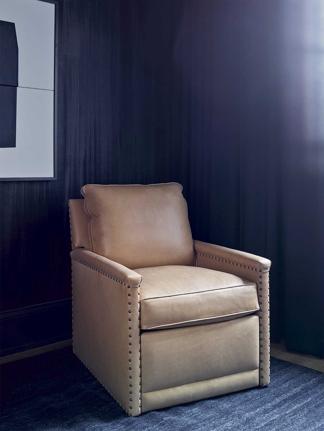 Lekker Home's Zwolle 1935-01 Chair from LEE Industries