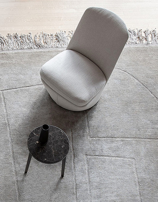 Pre Chair by Bensen - lifestyle view 2